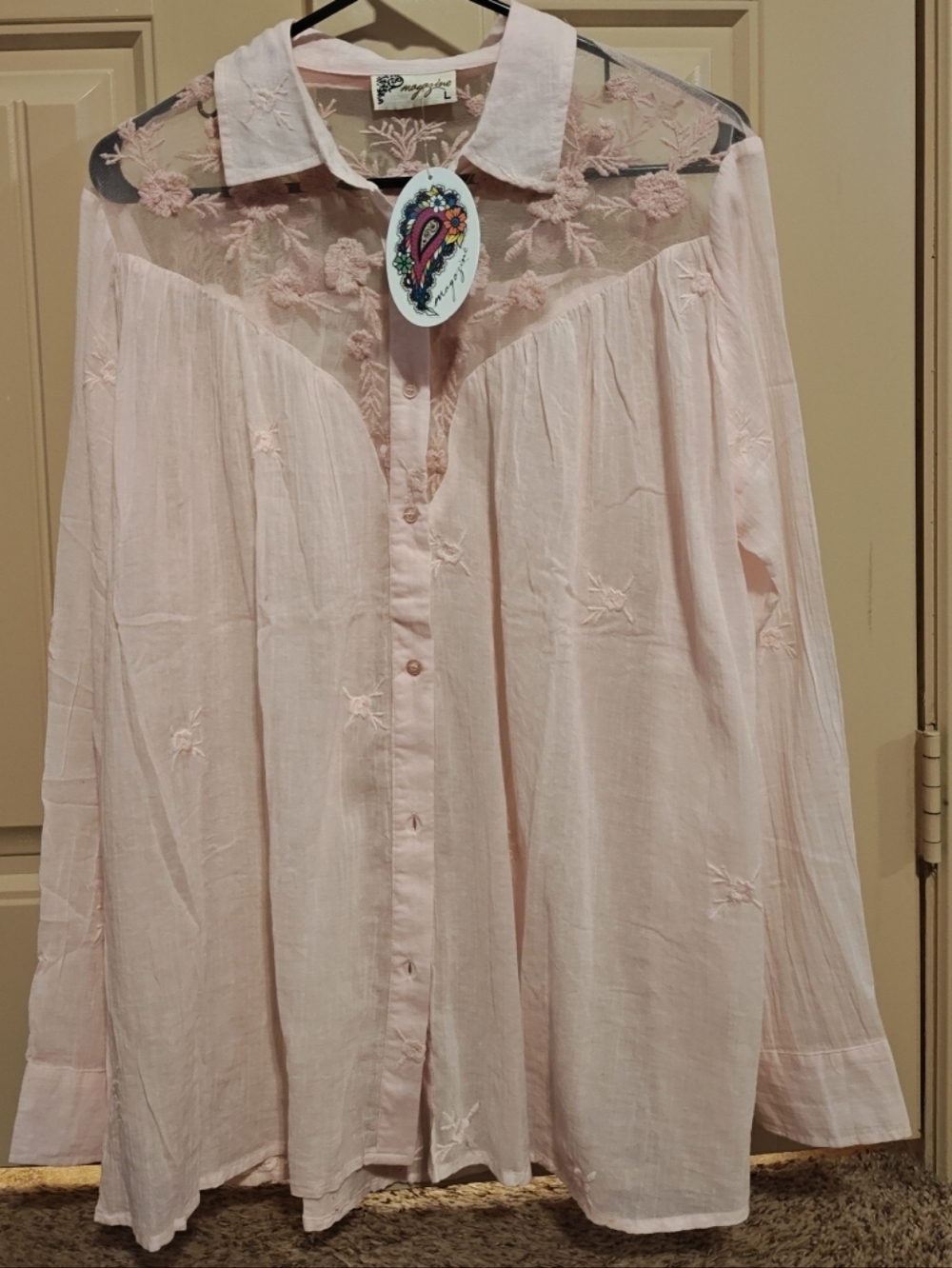NWT Women's Flowy Pink Lace And Embroidered Button-up Top Sz L